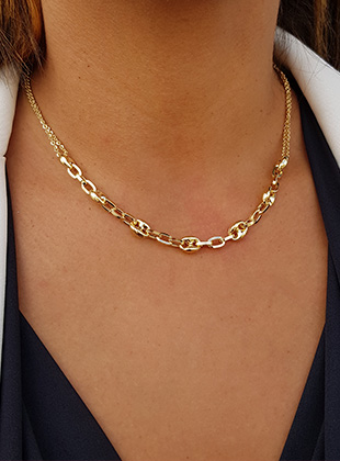 Do Dia para a Noite: Peças Versáteis que Transformam seu Look com Poucos Ajustes